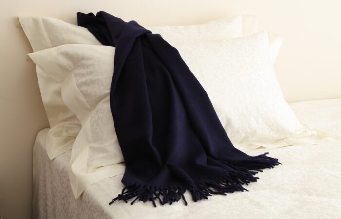 Porter_un_foulard_avec_élégance_:_nos_astuces_et_conseils